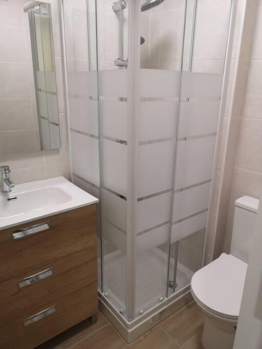 Hostal Mari En La Laguna, Alquiler Habitacion Privada En Hostal, 6 Habitaciones Cerca De La Universidad Y Aeropuerto Norte, 3 Banos Compartidos Σαν Κριστόμπαλ ντε Λα Λαγούνα Εξωτερικό φωτογραφία