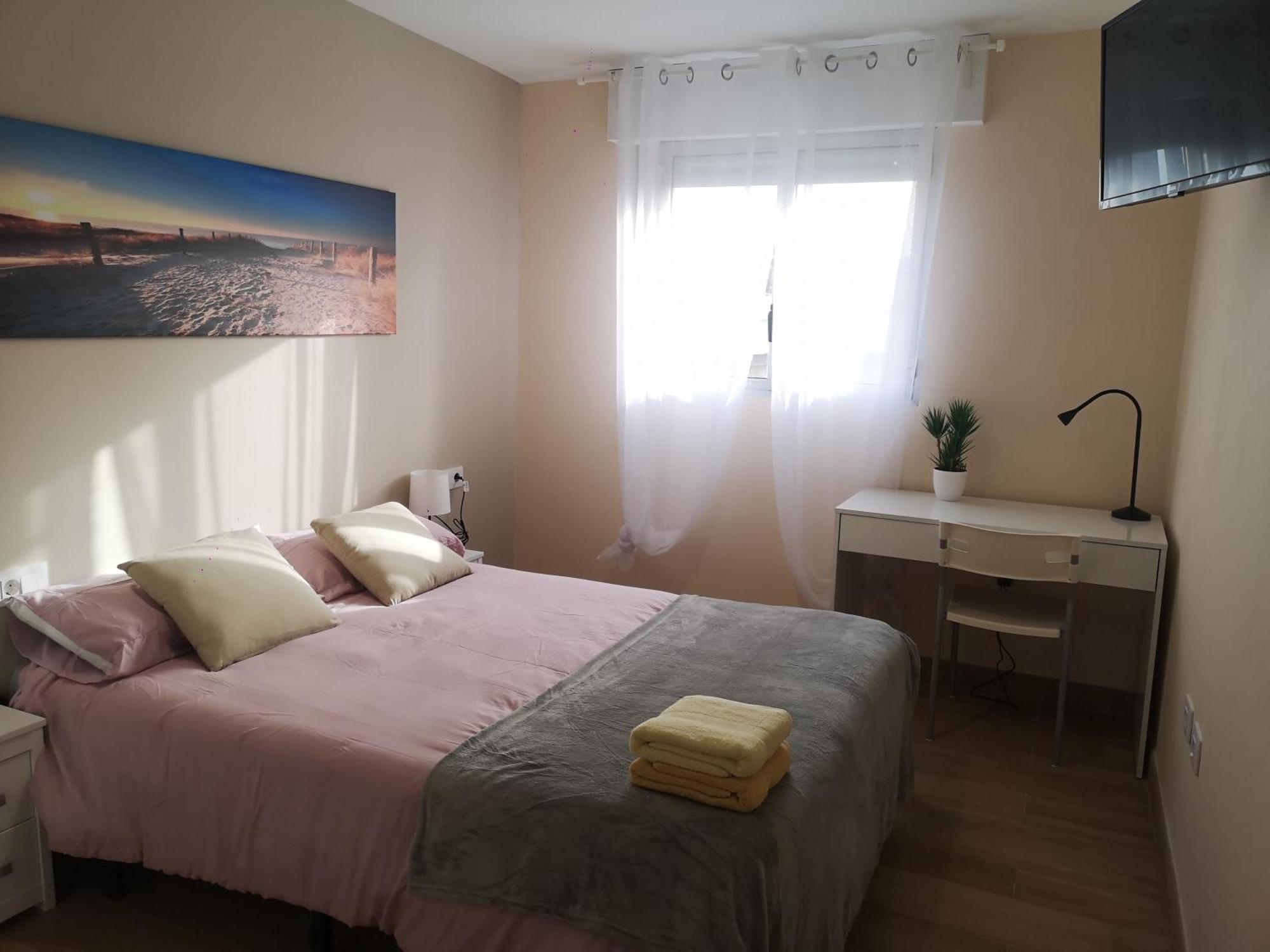 Hostal Mari En La Laguna, Alquiler Habitacion Privada En Hostal, 6 Habitaciones Cerca De La Universidad Y Aeropuerto Norte, 3 Banos Compartidos Σαν Κριστόμπαλ ντε Λα Λαγούνα Εξωτερικό φωτογραφία
